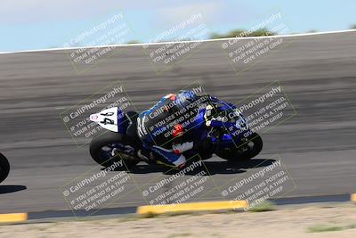 media/Apr-05-2024-Apex Assassins-CVMA Friday Practice (Fri) [[ee2ef04f2b]]/3-Racer 2/Session 3 (Bowl Speed Pans)/